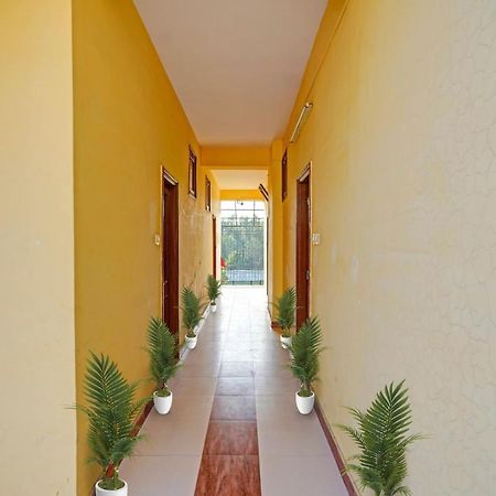 Oyo 87701 Lucky Farm Hotel Shāhpur Exterior foto