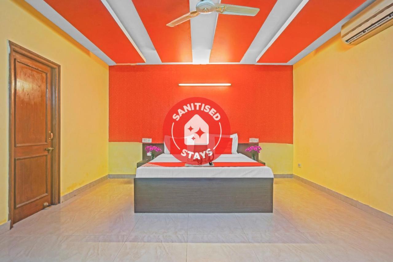 Oyo 87701 Lucky Farm Hotel Shāhpur Exterior foto